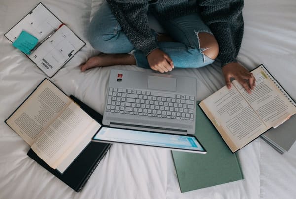 Review of ATLAS.ti. Notebook for scientific research